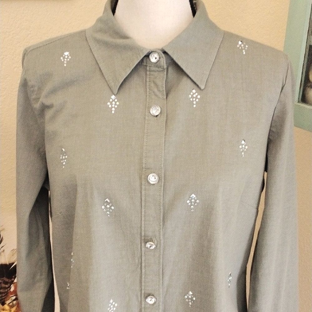 Quacker Factory Sage Embellished Button-Up Top - Picture 2 of 12